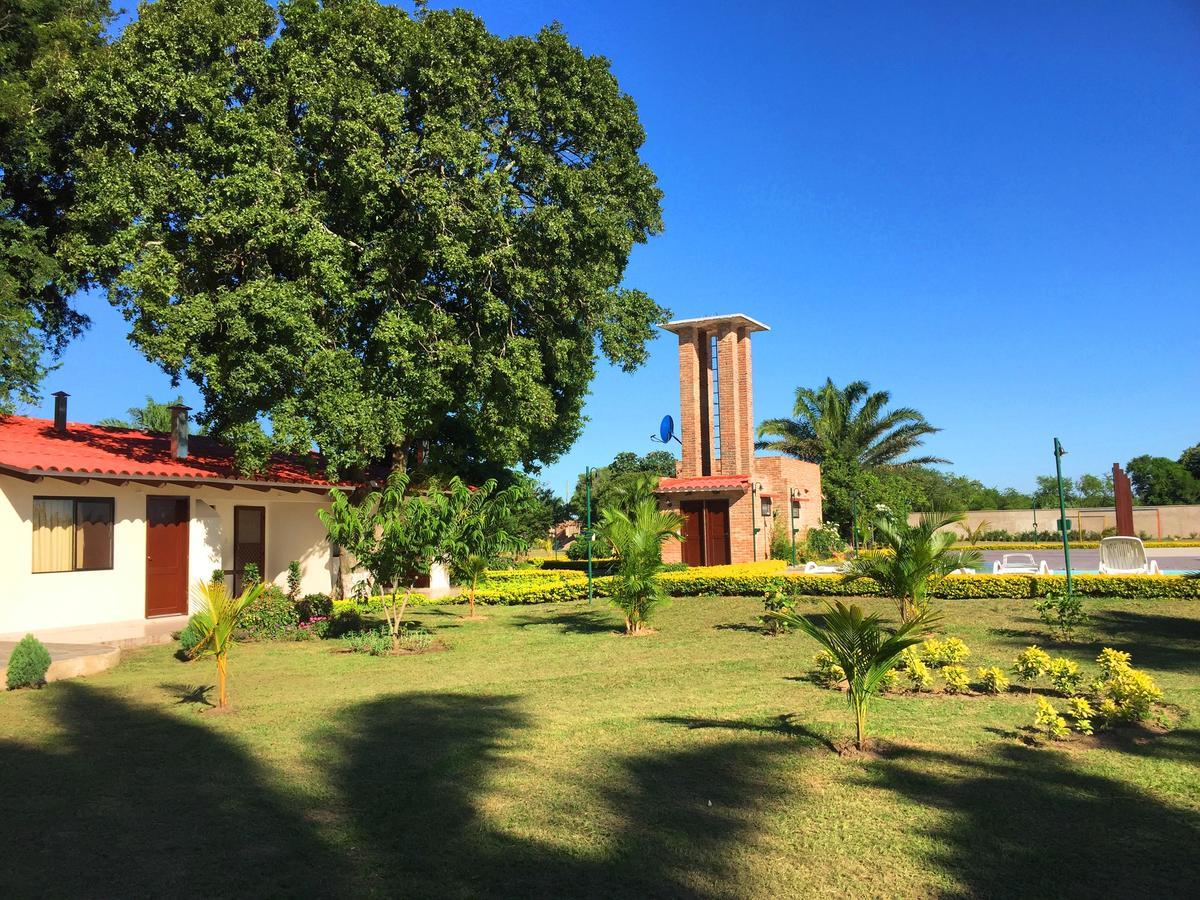 Los Jazmines Hotel Resort Warnes Luaran gambar
