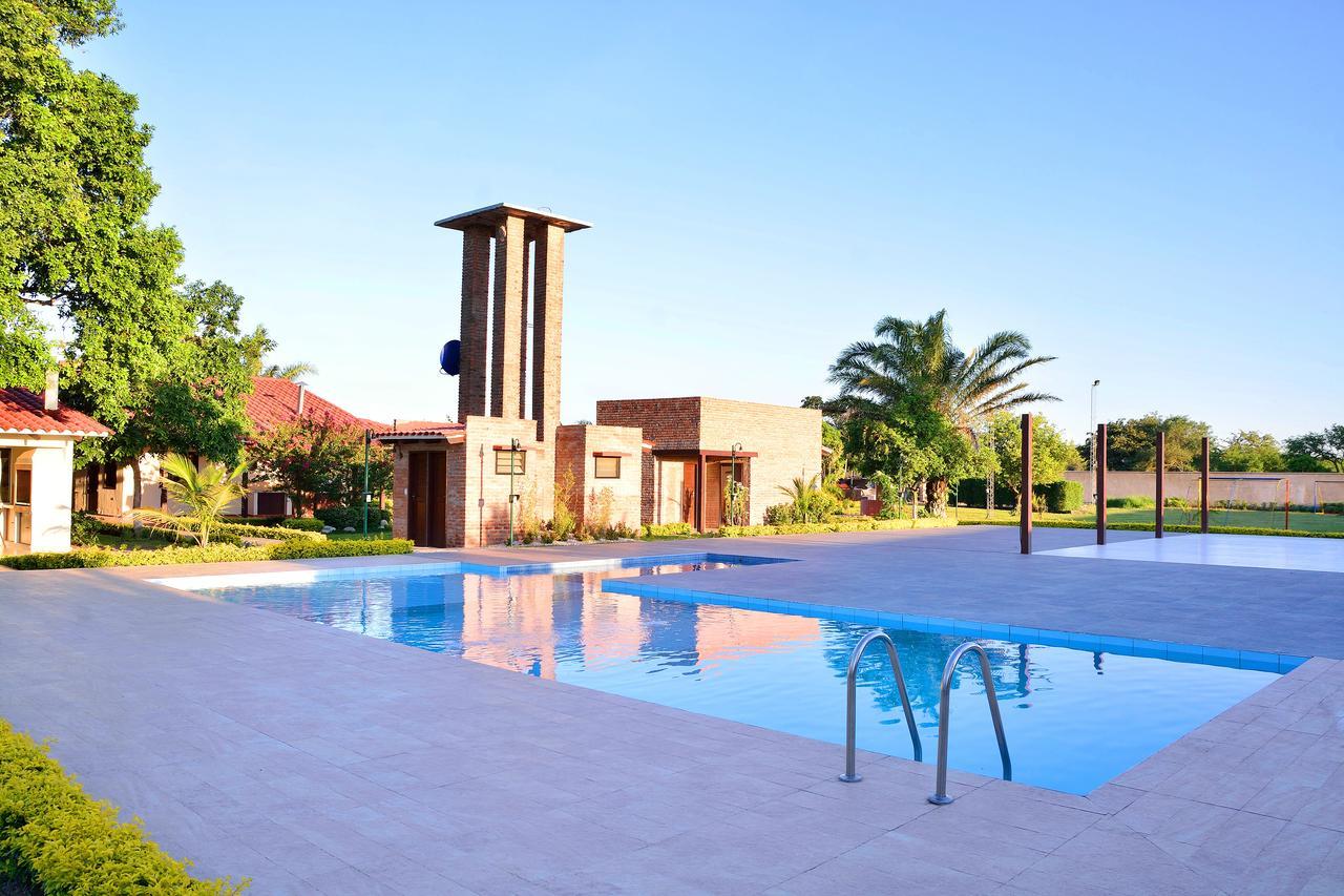 Los Jazmines Hotel Resort Warnes Luaran gambar