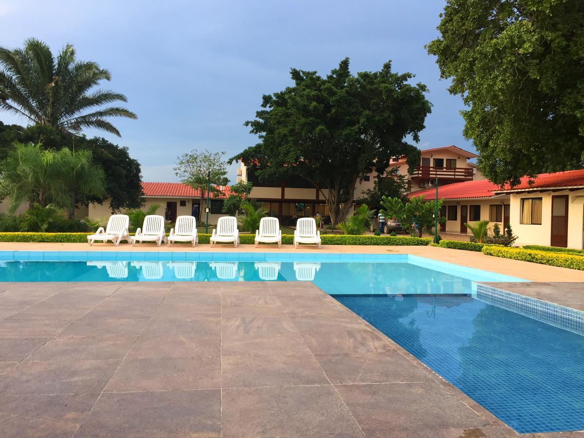 Los Jazmines Hotel Resort Warnes Luaran gambar