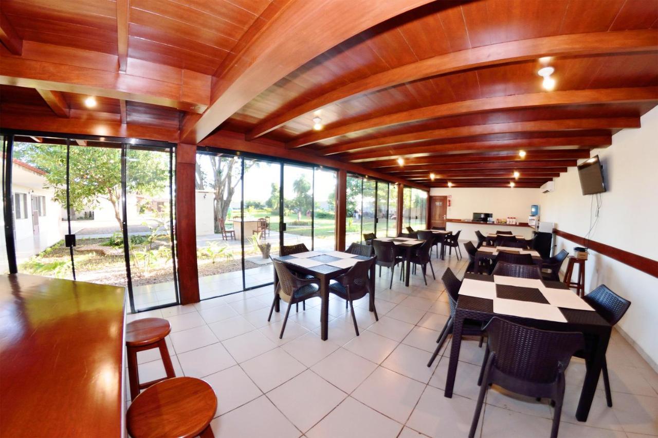 Los Jazmines Hotel Resort Warnes Luaran gambar