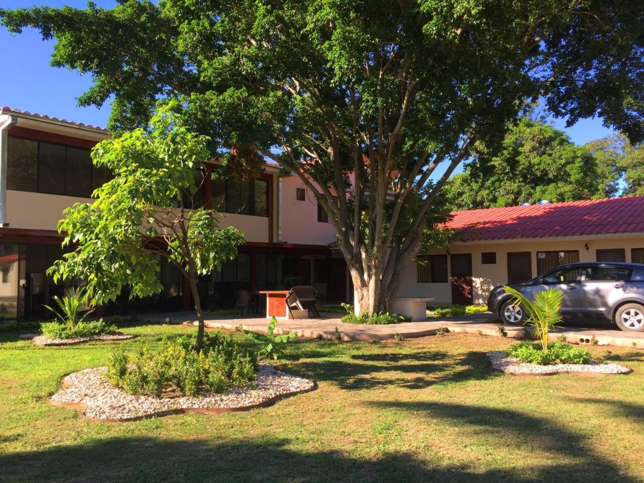 Los Jazmines Hotel Resort Warnes Luaran gambar