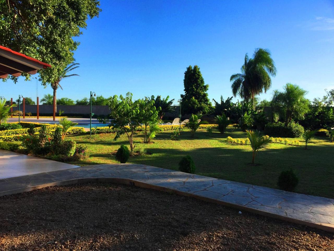 Los Jazmines Hotel Resort Warnes Luaran gambar